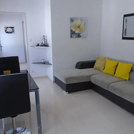 Residence Du Midi Apartment